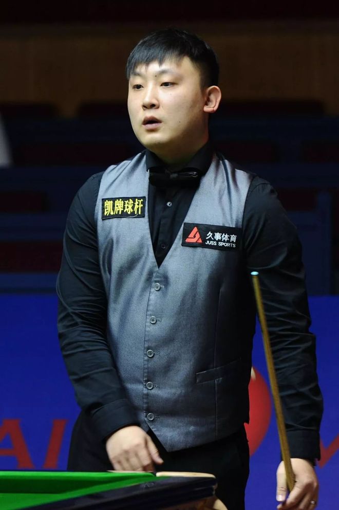 和出色的得 和出色的得