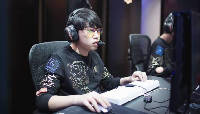 0击败伯恩 0击败伯恩