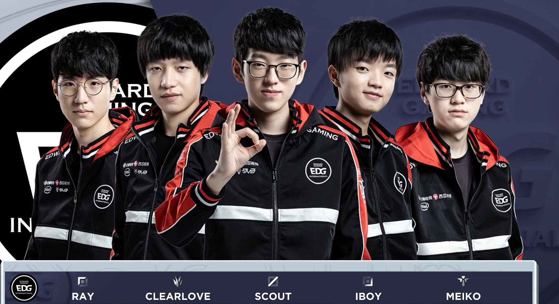 和专家们对 和专家们对